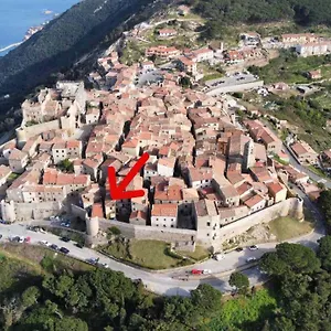 ammiraglio-giglio-castello.it-tuscanyhotel.com/